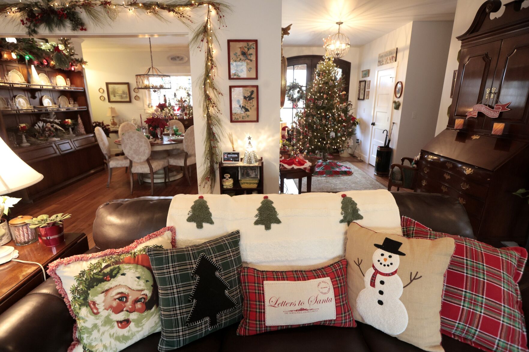 At home with Brenda and Kimball Loos in Defiance